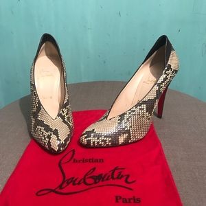 CHRISTIAN LOUBOUTIN 41 PYTHON BOOTIE PUMP STILETTO